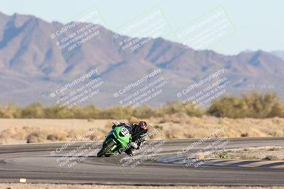 media/Dec-07-2025-CVMA (Sun) [[3e7d2de5dc]]/Race 16-Formula Middleweight/